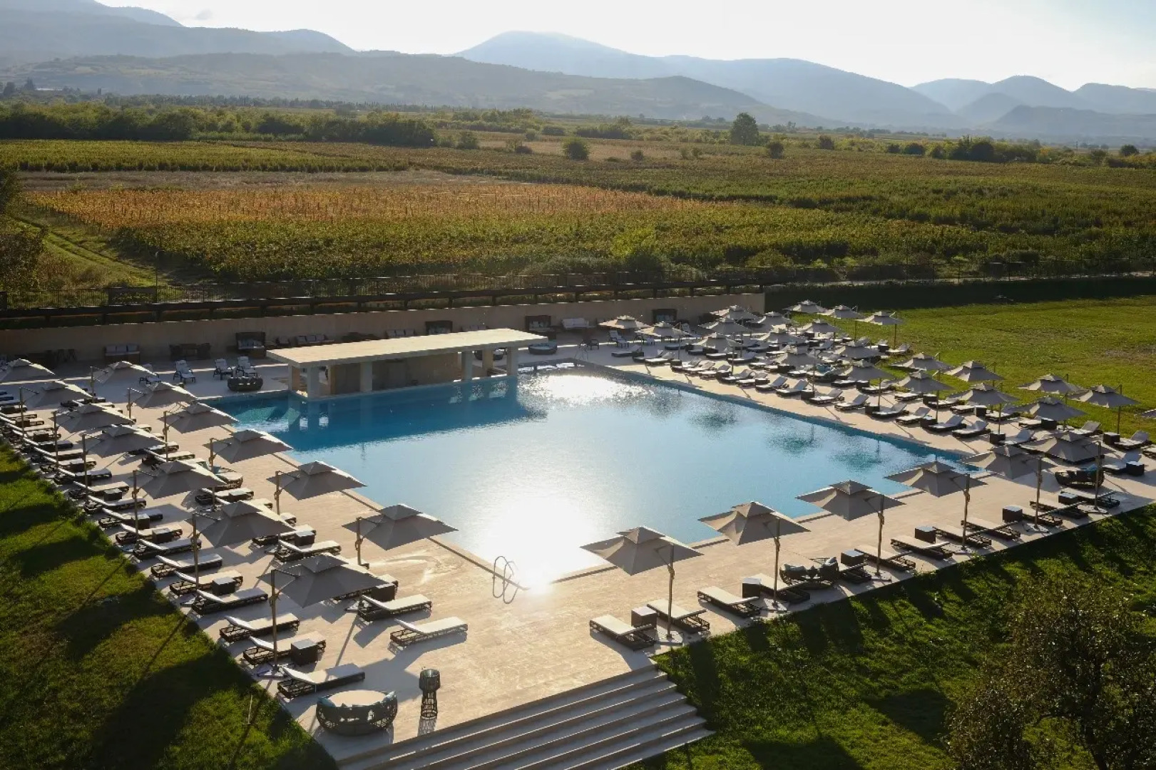 Курортный отель Метео