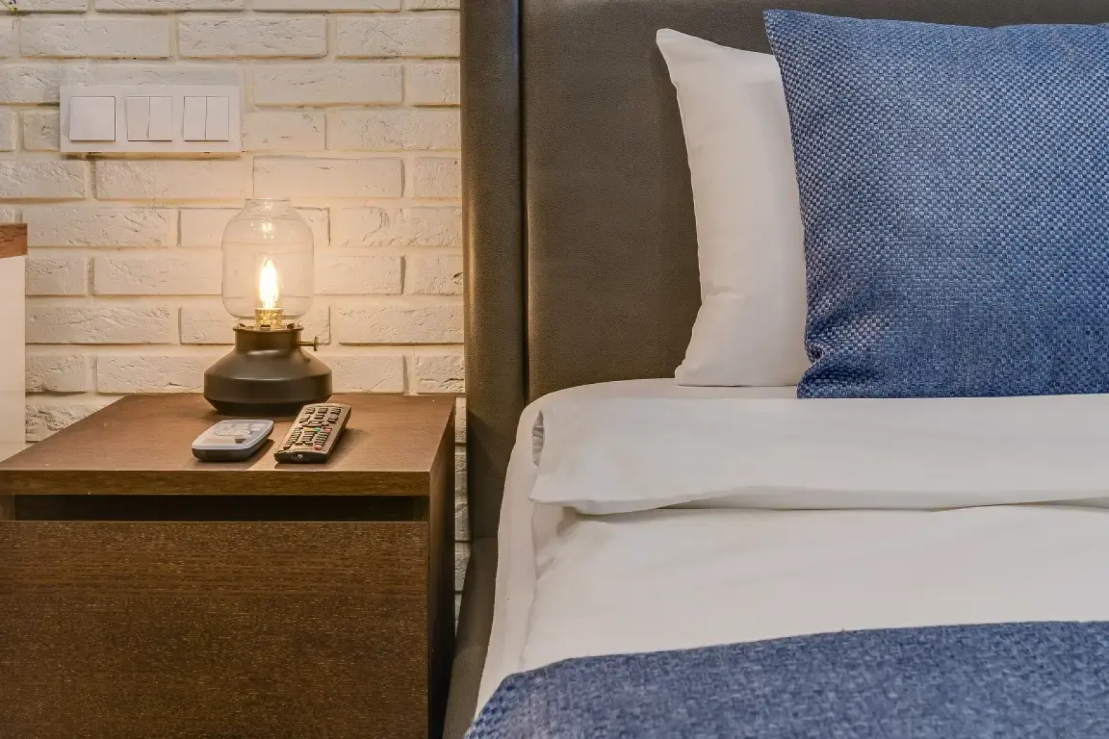 Апартаменты Улучшенные с Балконом и Видом на Парк Business Apartments