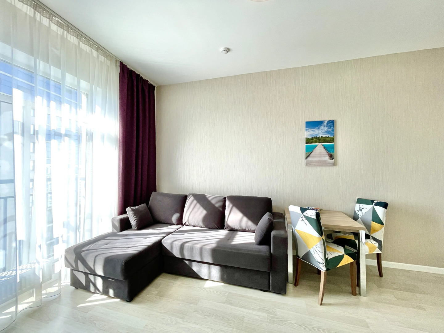 Апартаменты современные недалеко от аэропорта