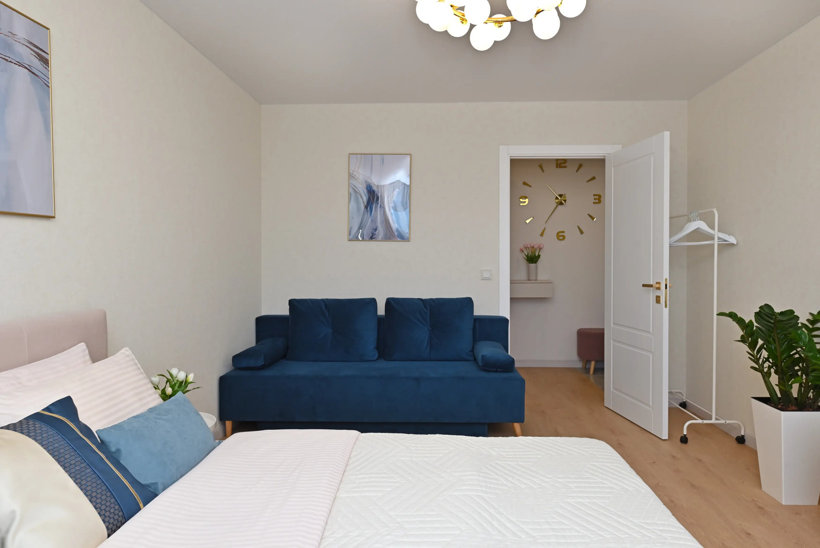 КвартираKenig Holidays 3-к в центре Рыбной деревни у Кафедрального собора