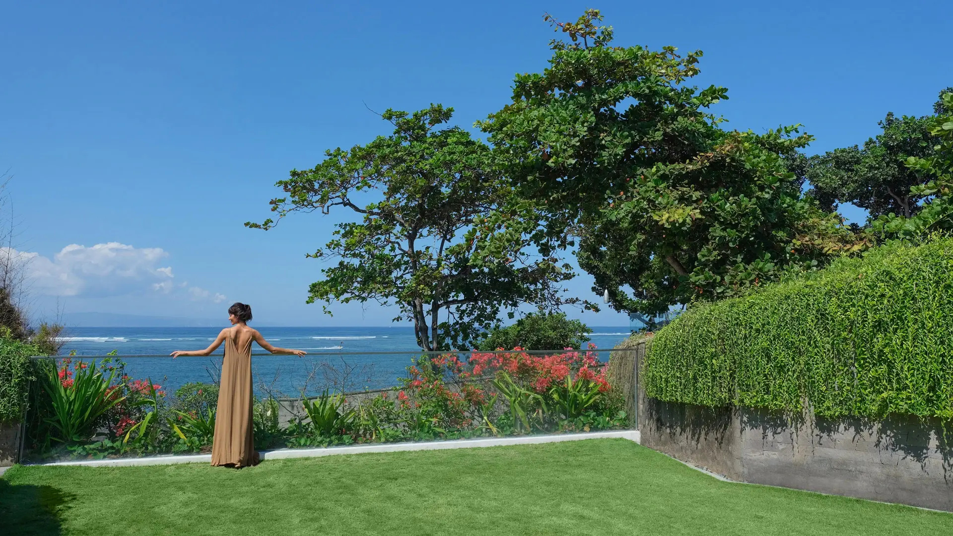 Отель Maya Sanur Resort & Spa