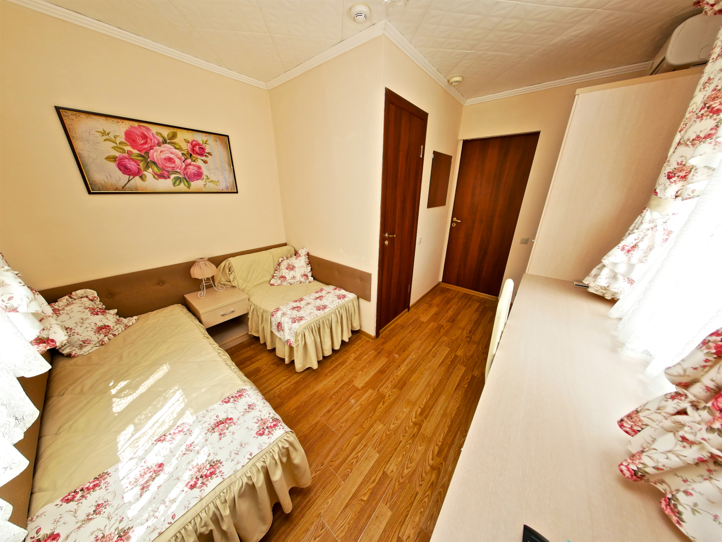 Отель Кристалл Уют