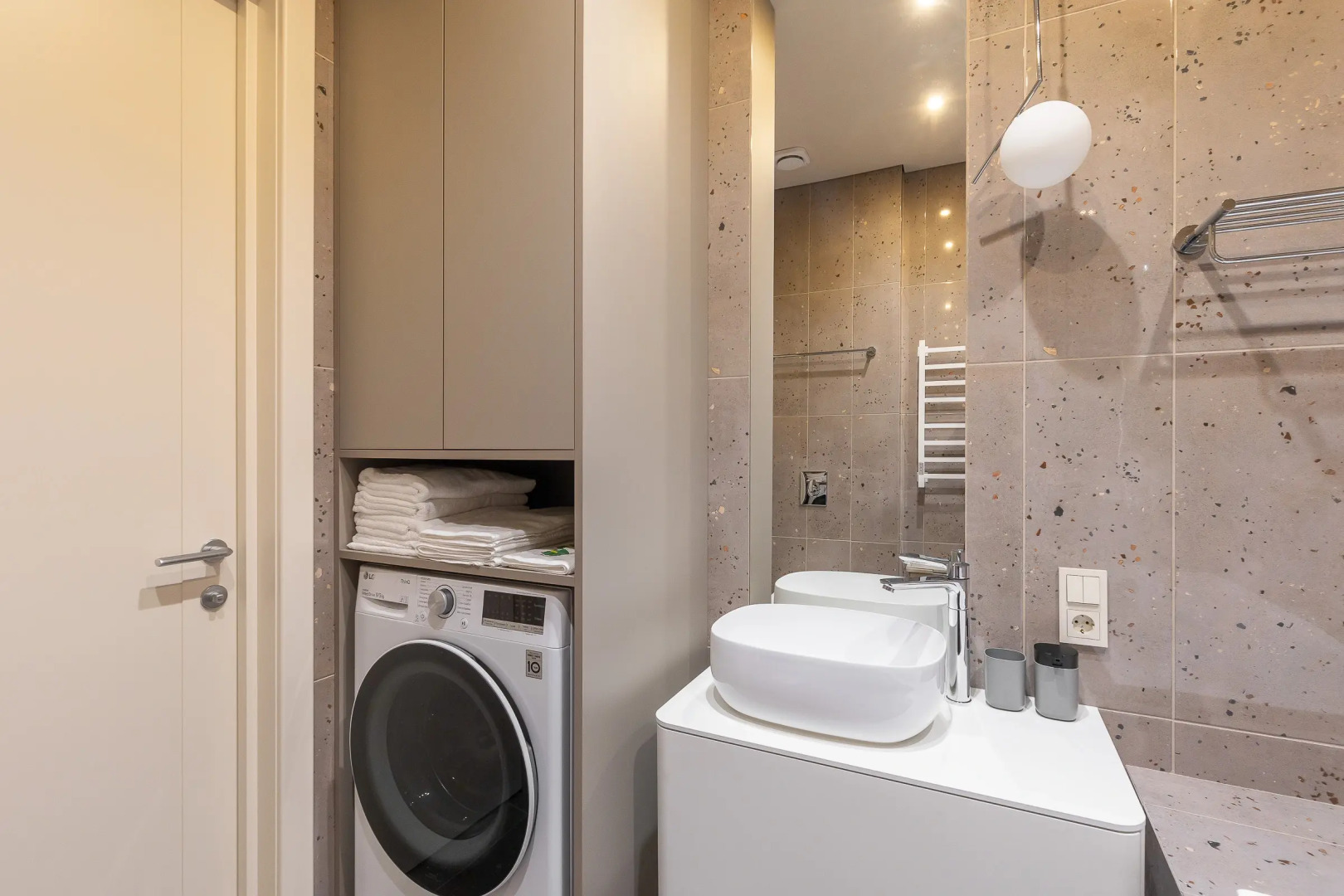 Апартаменты Светлана Парк Премиум на Берегу Моря 1