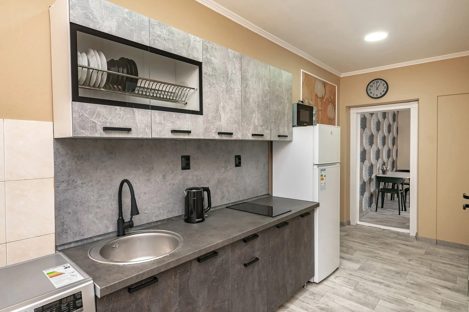 Апартаменты Трехкомнатные в самом центре города на Фокина 19