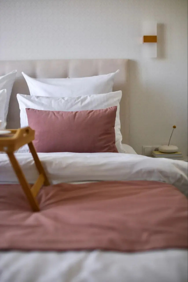 Квартира Flatirini с панорамными окнами в новом ЖК 1