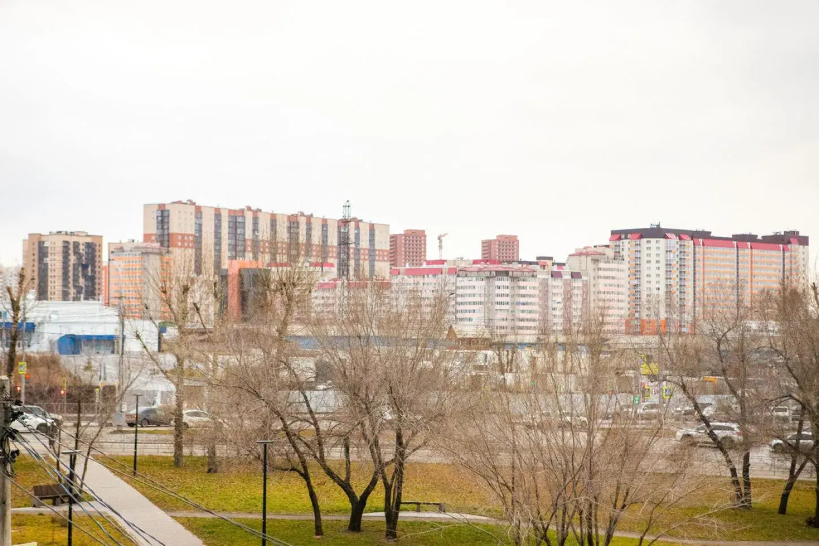 Апартаменты Просторная 2х Комнатная на Алексеева 115