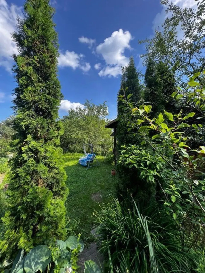 Частный дом четырехкомнатная дача, 95 м²