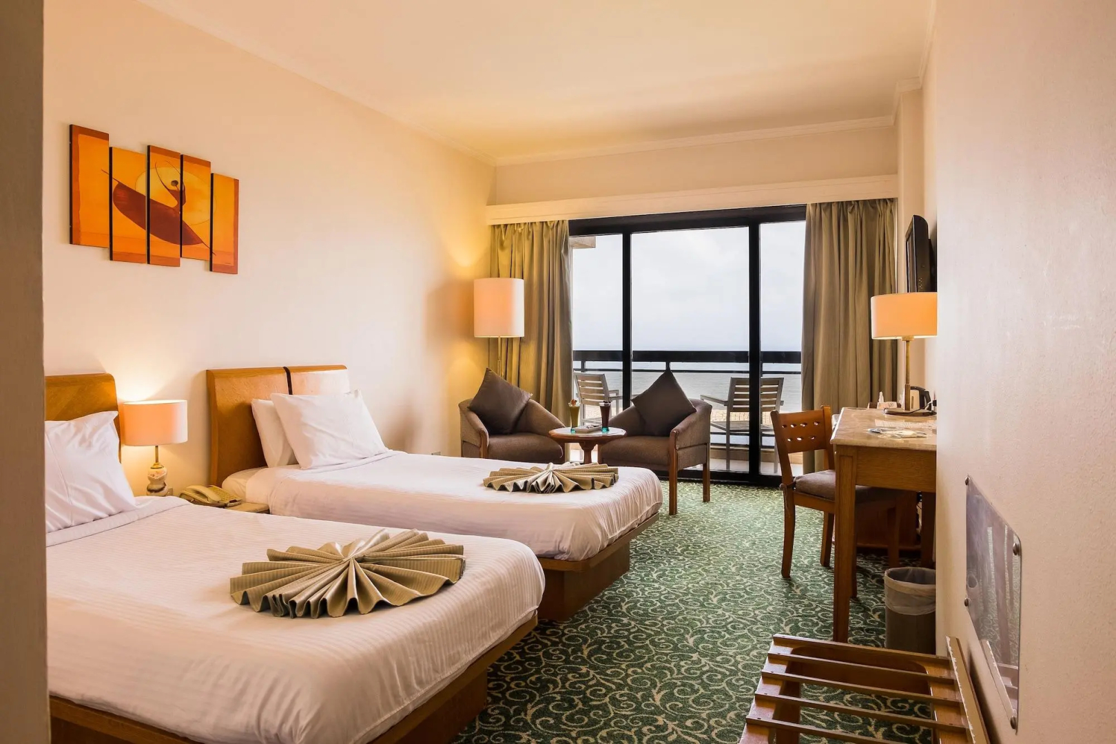 Отель Plaza Hotel Alexandria