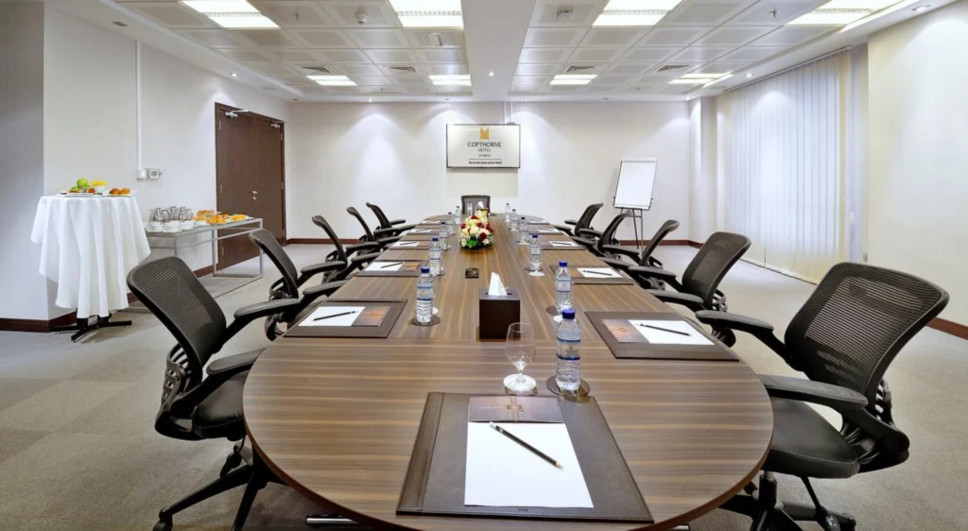 Отель Copthorne Sharjah