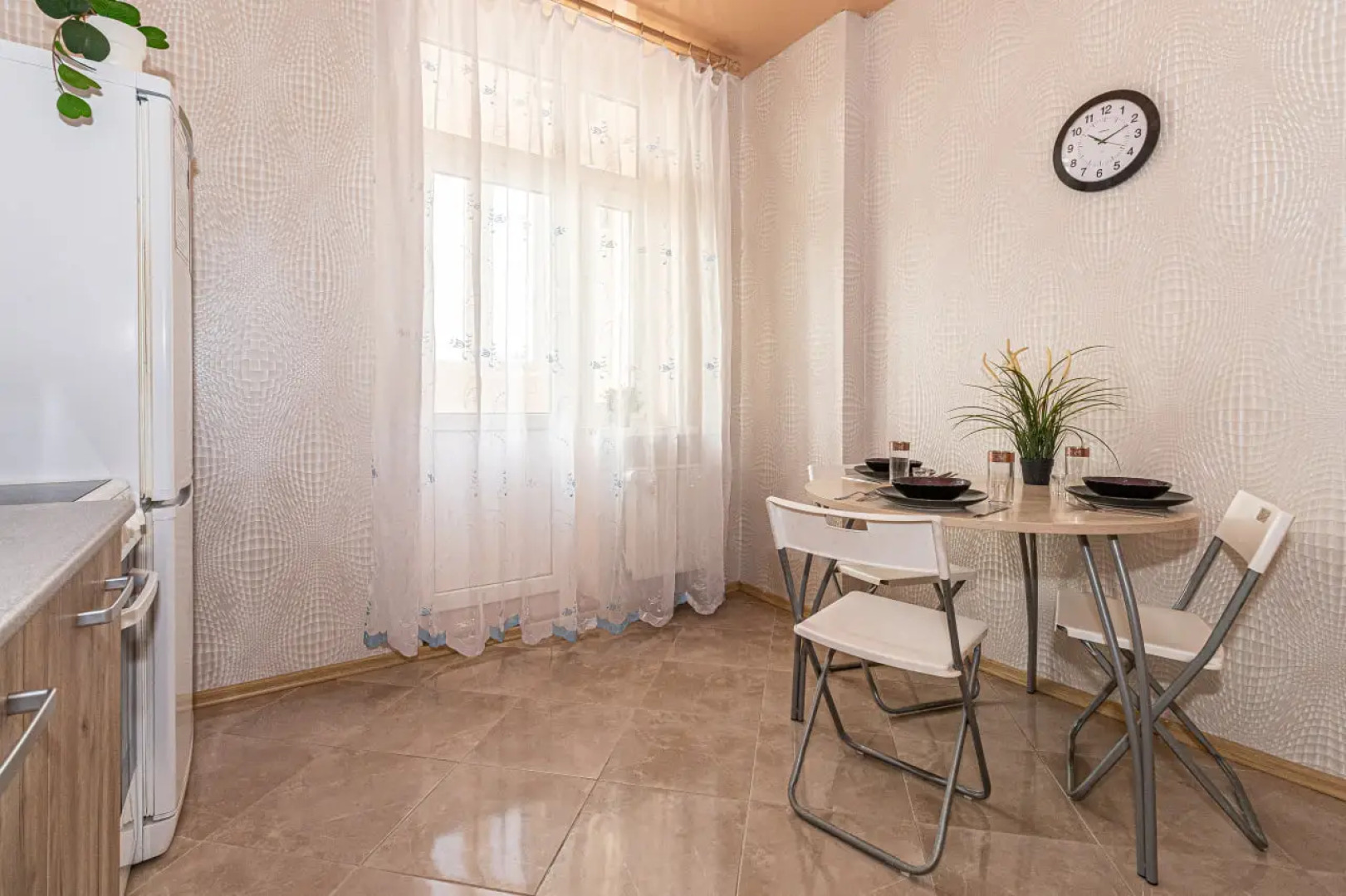 Апартаменты Уютная Квартира с Новым Ремонтом