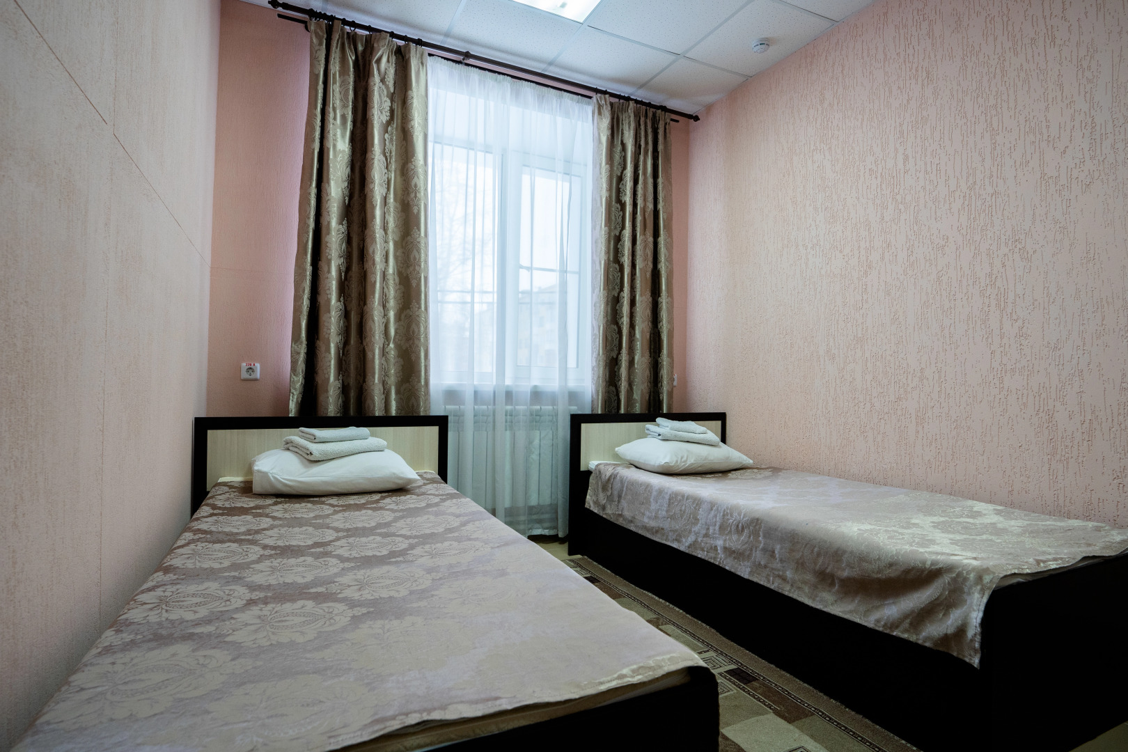 Мини-отель На Парижской