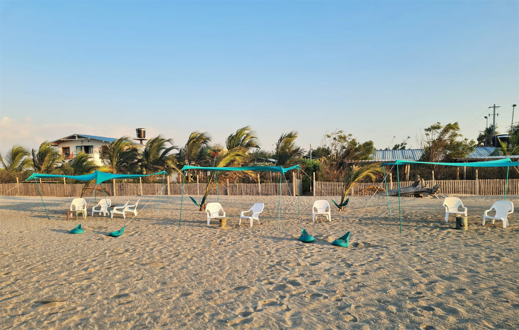 Ночлег и завтрак (B&B) Chevere Beach Hotel Frente Al Mar