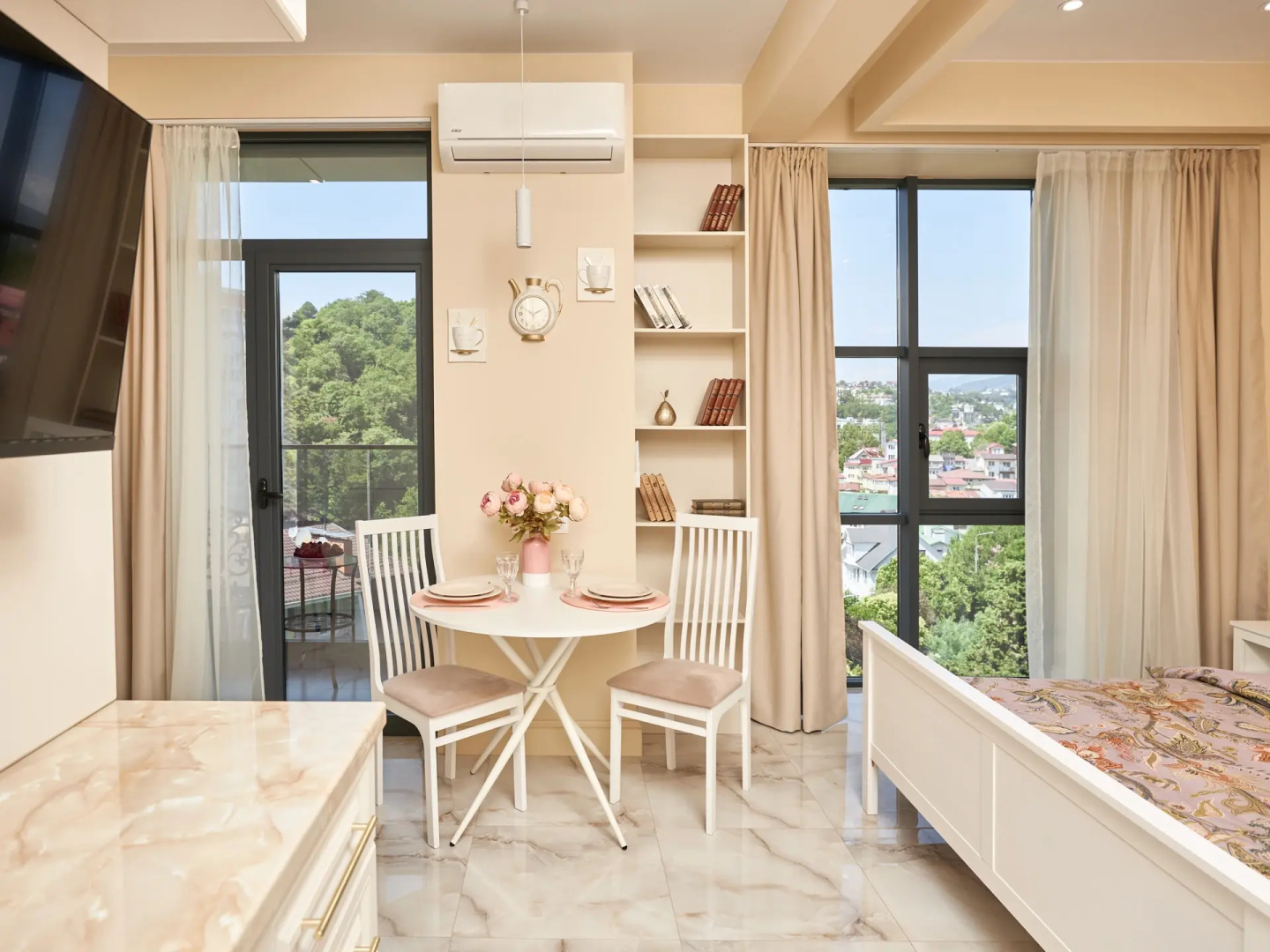 Апартаменты Фестивальный Lamare с Балконом и Видом на Парк Дендрарий