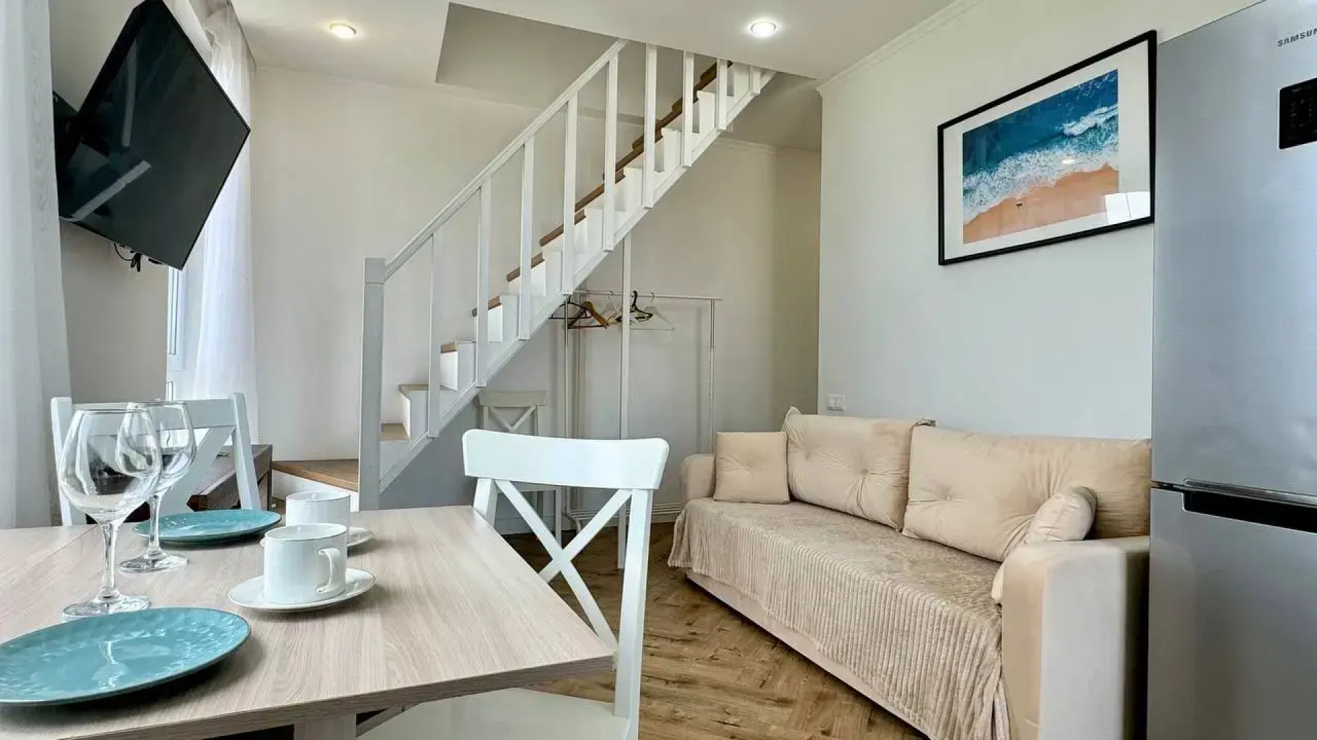 Квартиры с балконами и видом на горы на Мелетяна 5а 2