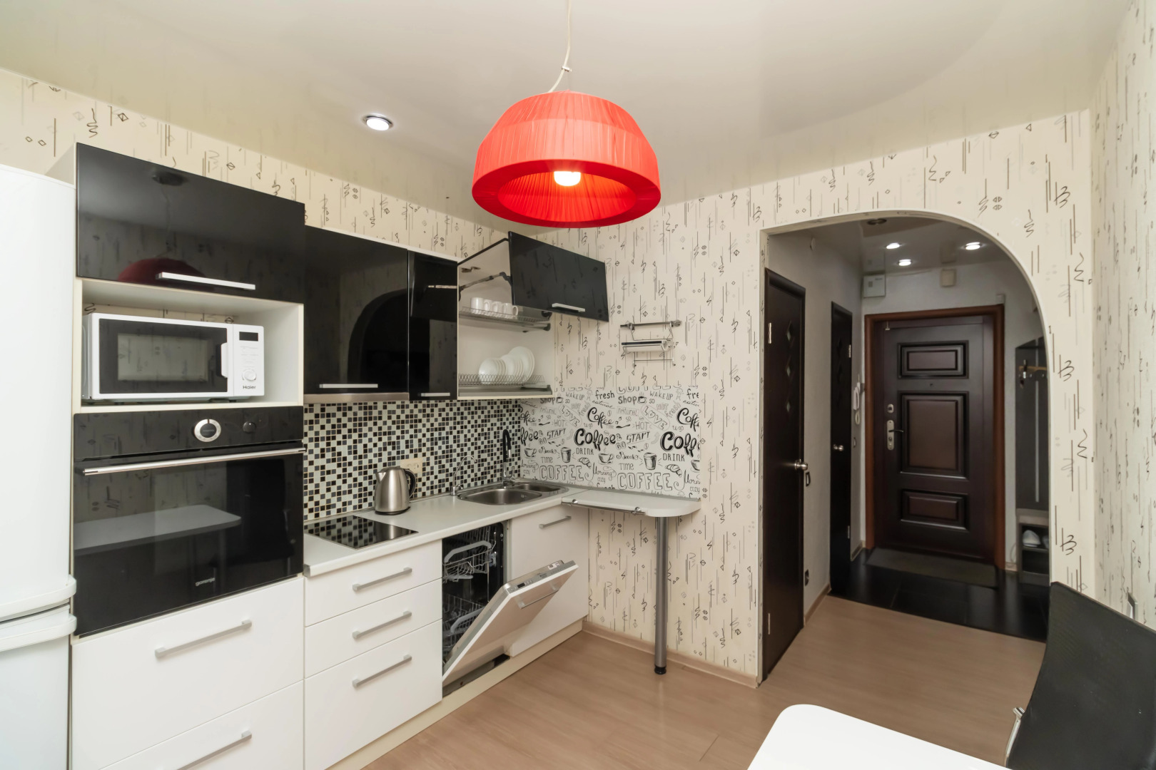 Апартаменты на Комарова 133а