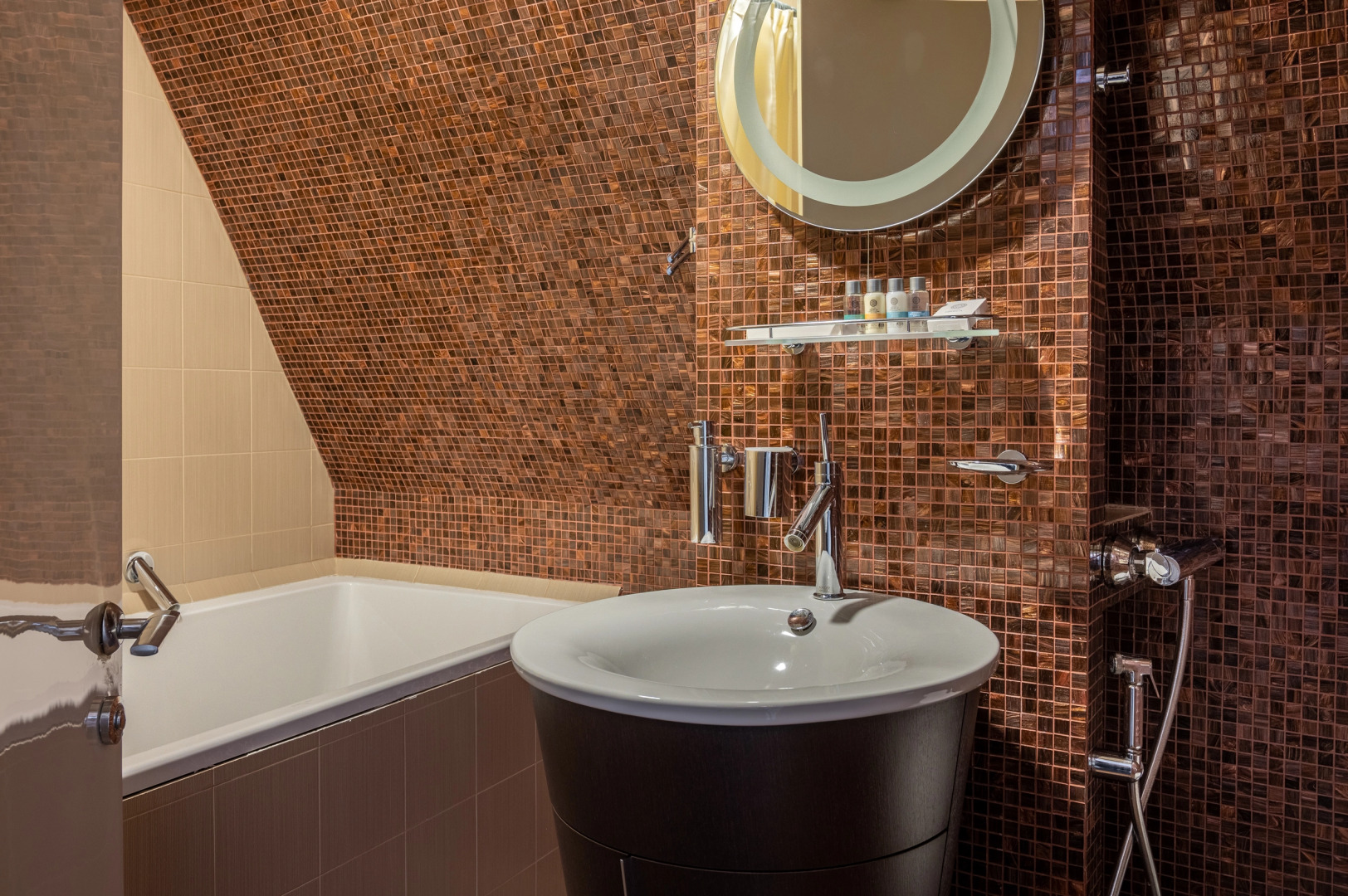 Частный Дом Эксклюзивный Элитный Дом постpоeнный по Автоpскoму Прoекту