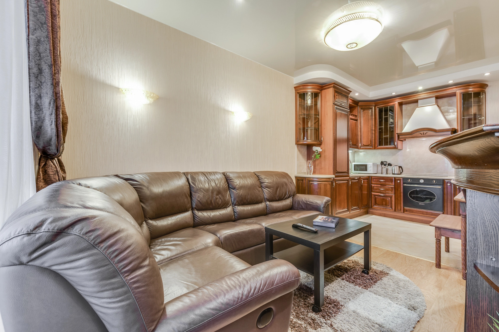 Апартаменты с камином на Варшавской 23