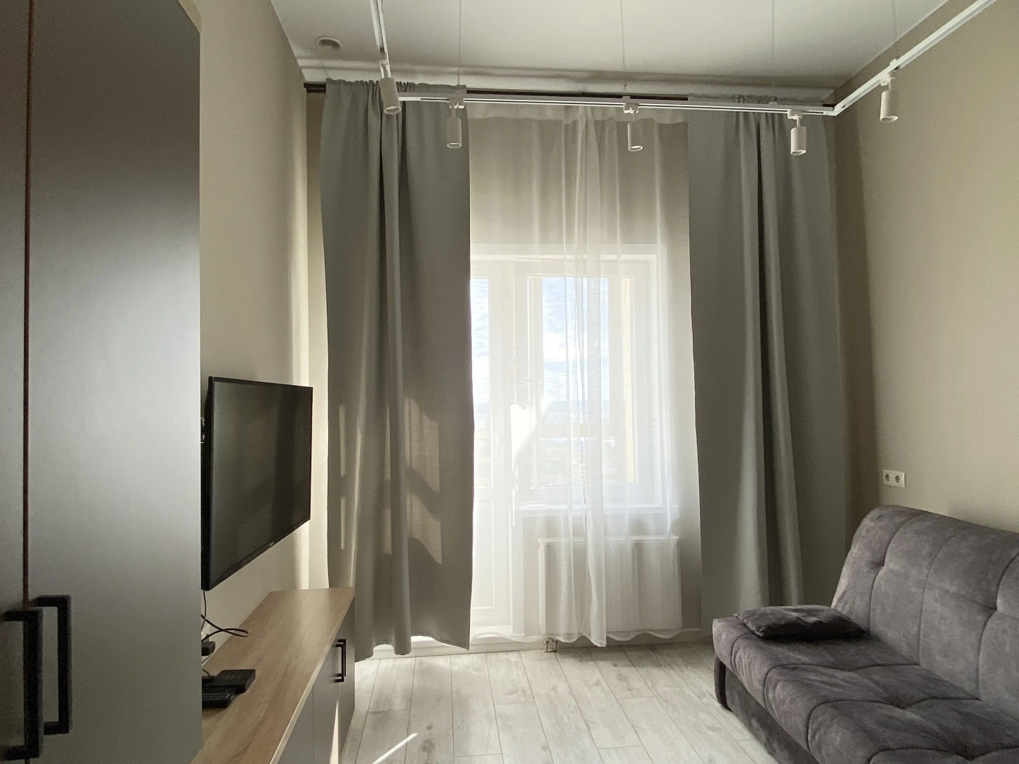 Апартаменты 226 (Воскресенская 59, 19 этаж)