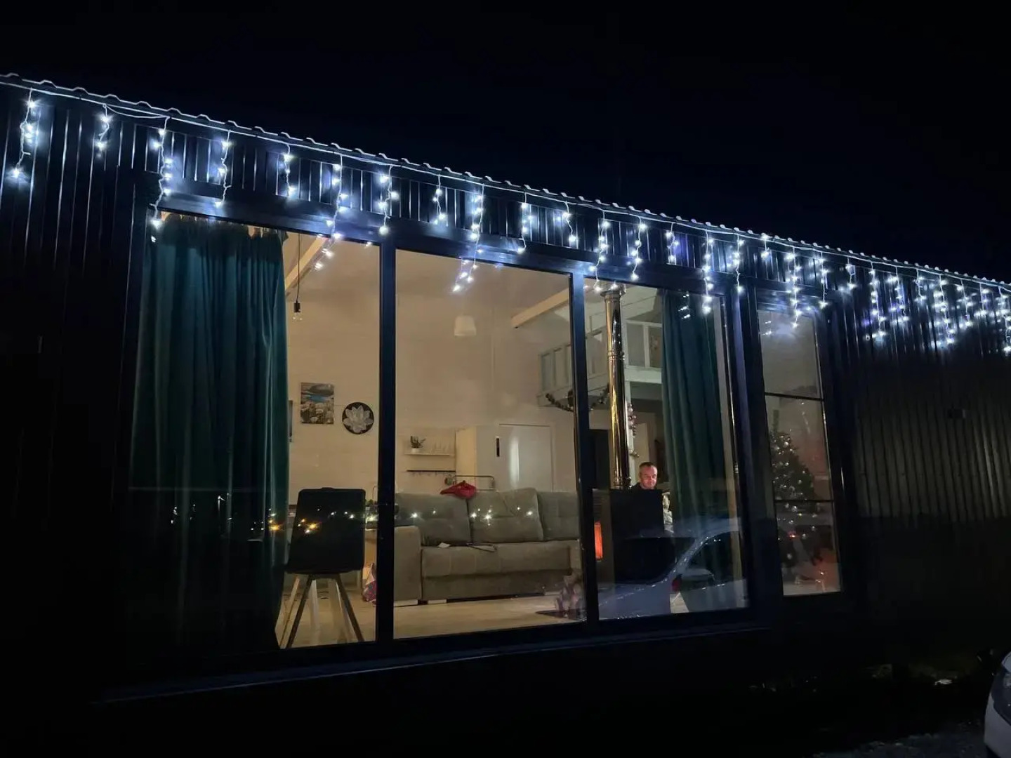 Частный дом У реки в горах