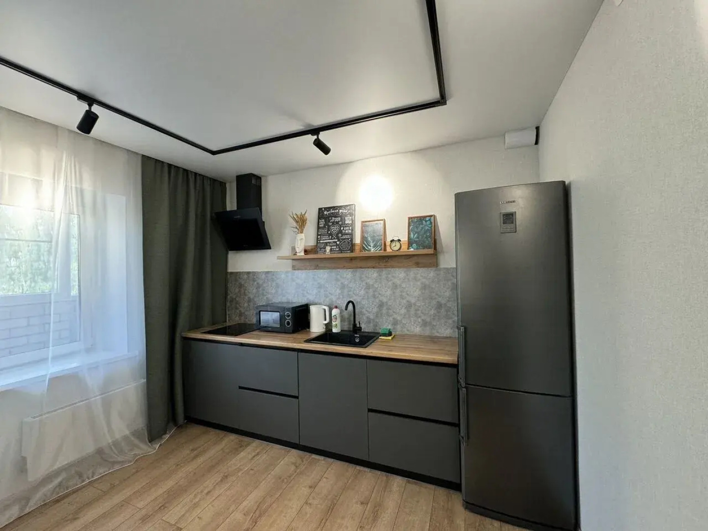 Квартира уютная рядом с метро Буpeвeстник