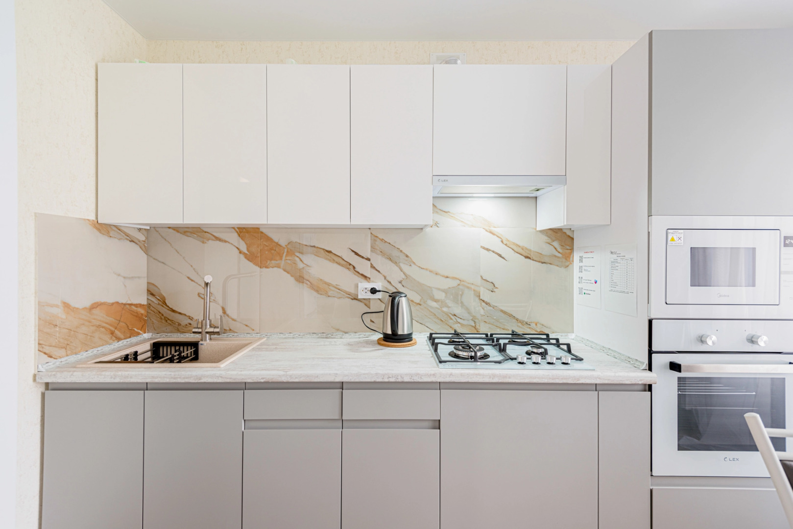 Квартира 1-к в новом мкр. на Новогородской 15 от RentAp, 4 сп.места