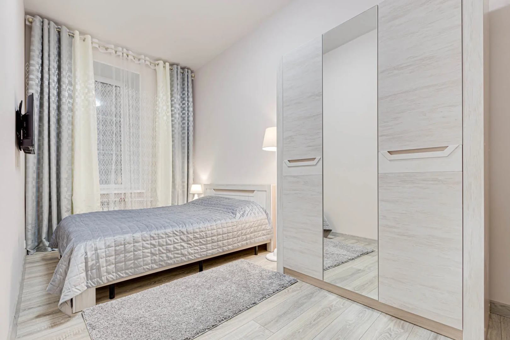 Апартаменты в центре на набережной канала Грибоедова