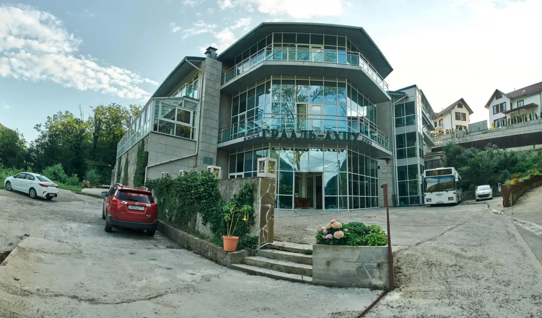 Гостевой дом Грааль Ахцу