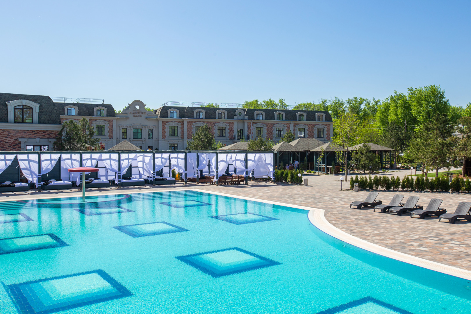 Отель Графский Парк