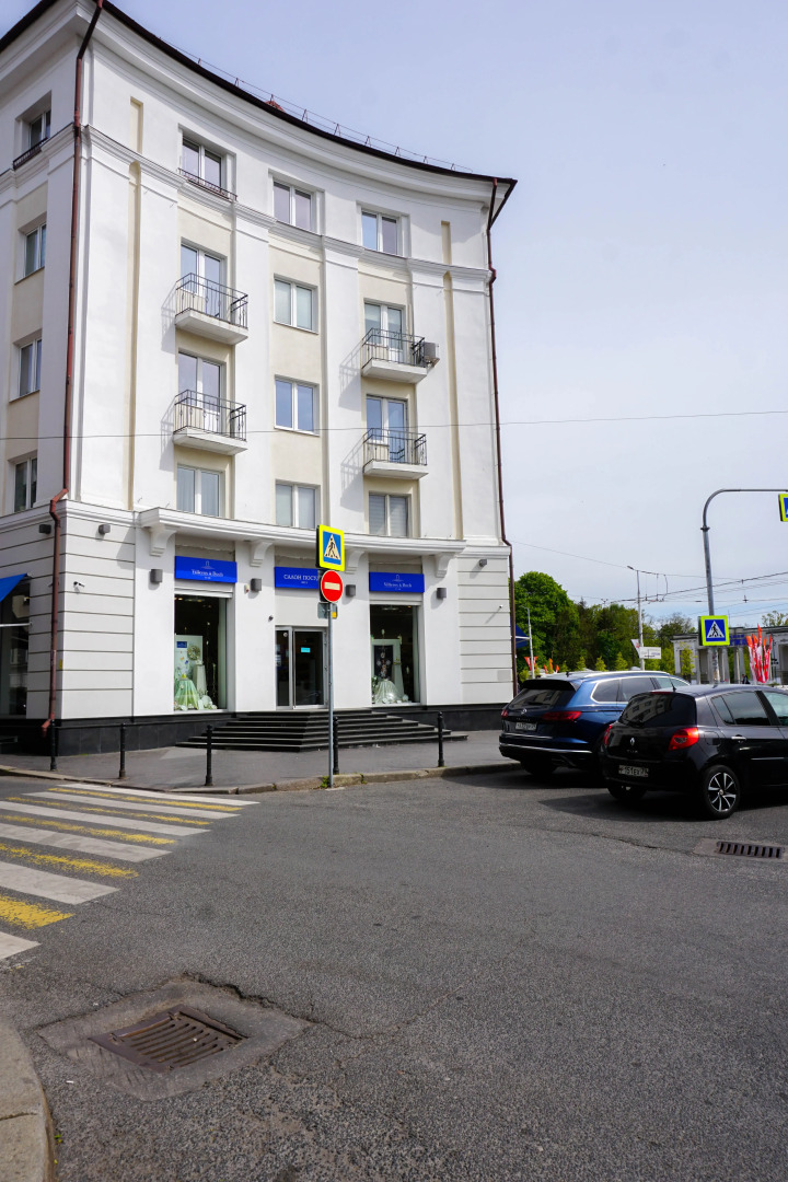 Квартира Двухкомнатная Apartic Возле Зоопарка