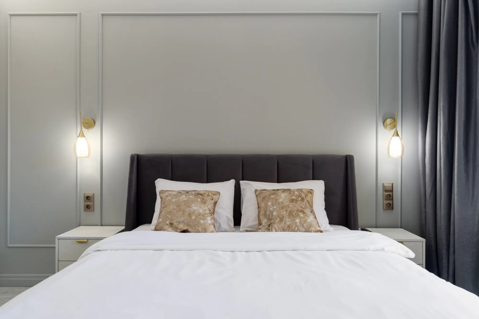 Апартаменты в Доме-Памятнике Дом имени Гоголя в Самом Центре Санкт-Петербурга