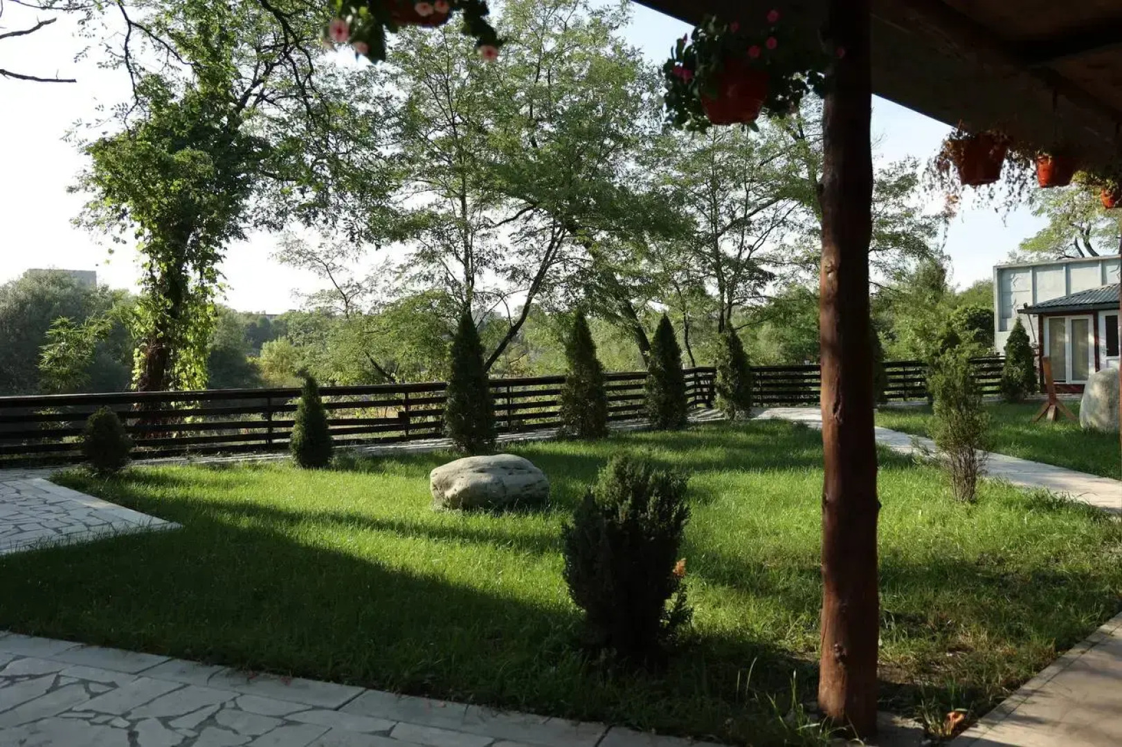 Апарт-отель Astoria Apartments