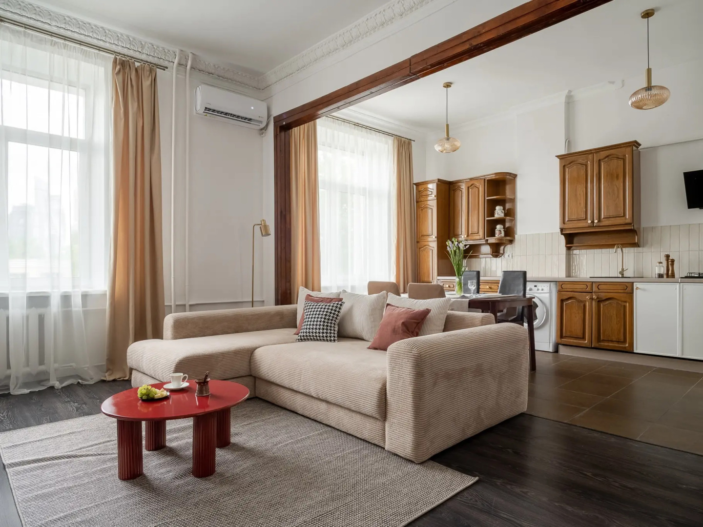 Апартаменты Кварт-Отель, Бережковская Набережная 12