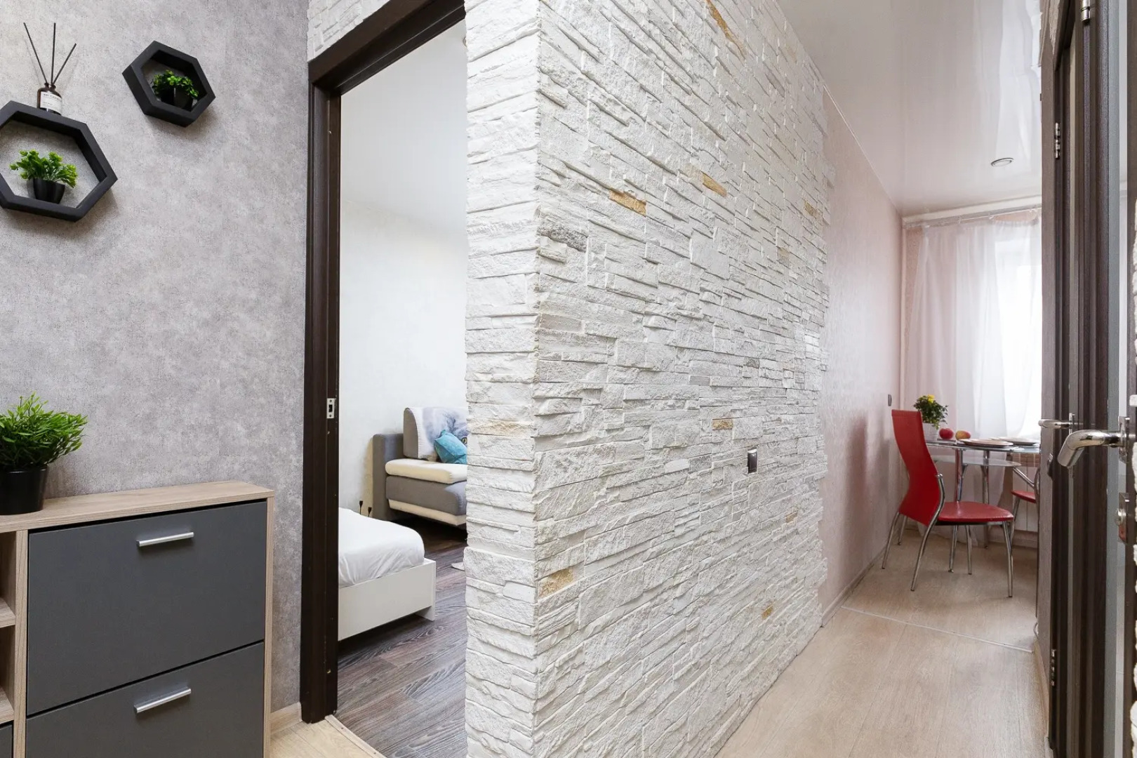 Квартира Двушка с изолированными комнатами, 5 минут до Золотой Нивы