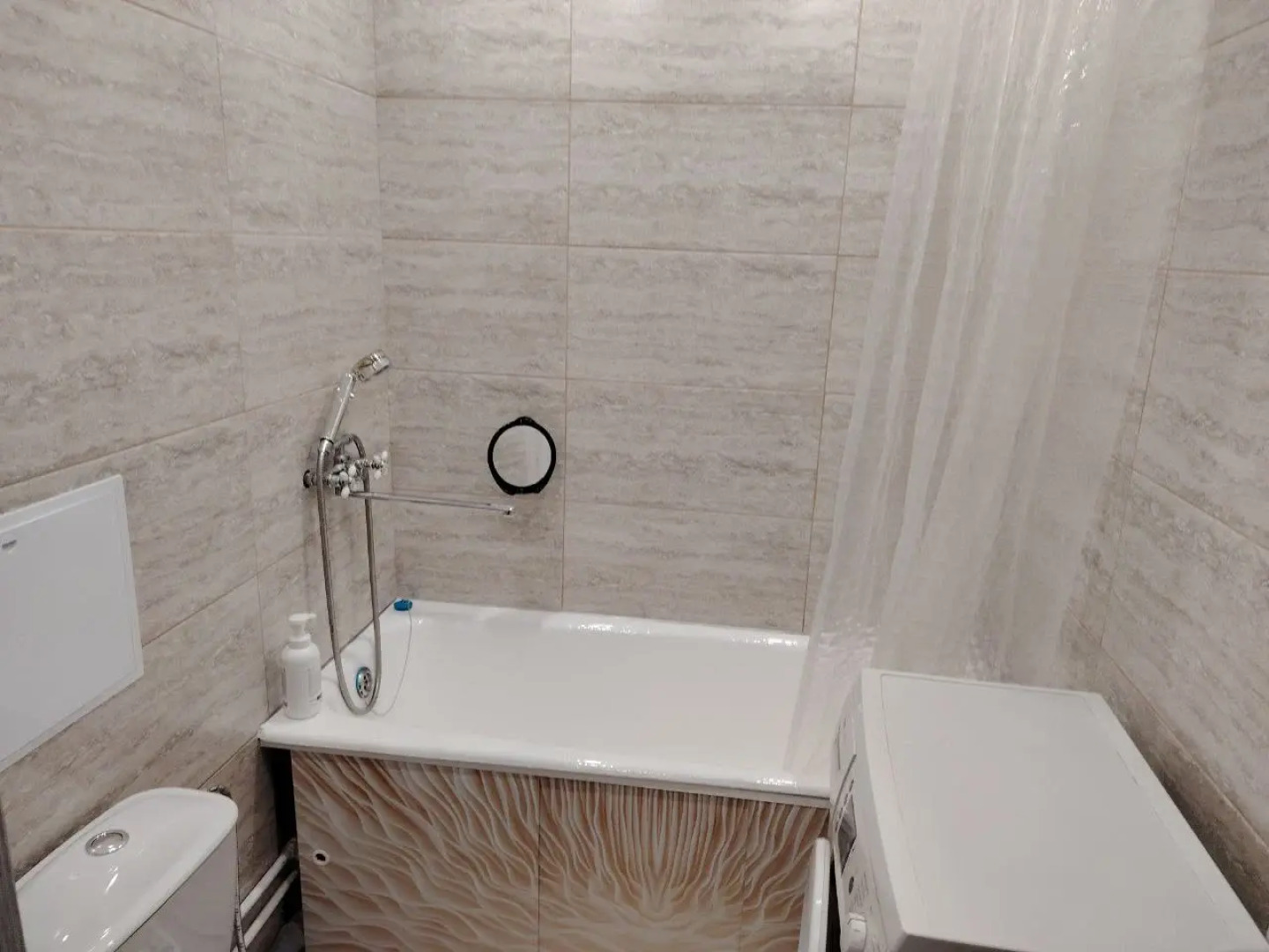 Квартира Просторная двухкомнатная квартира рядом с дк распадским