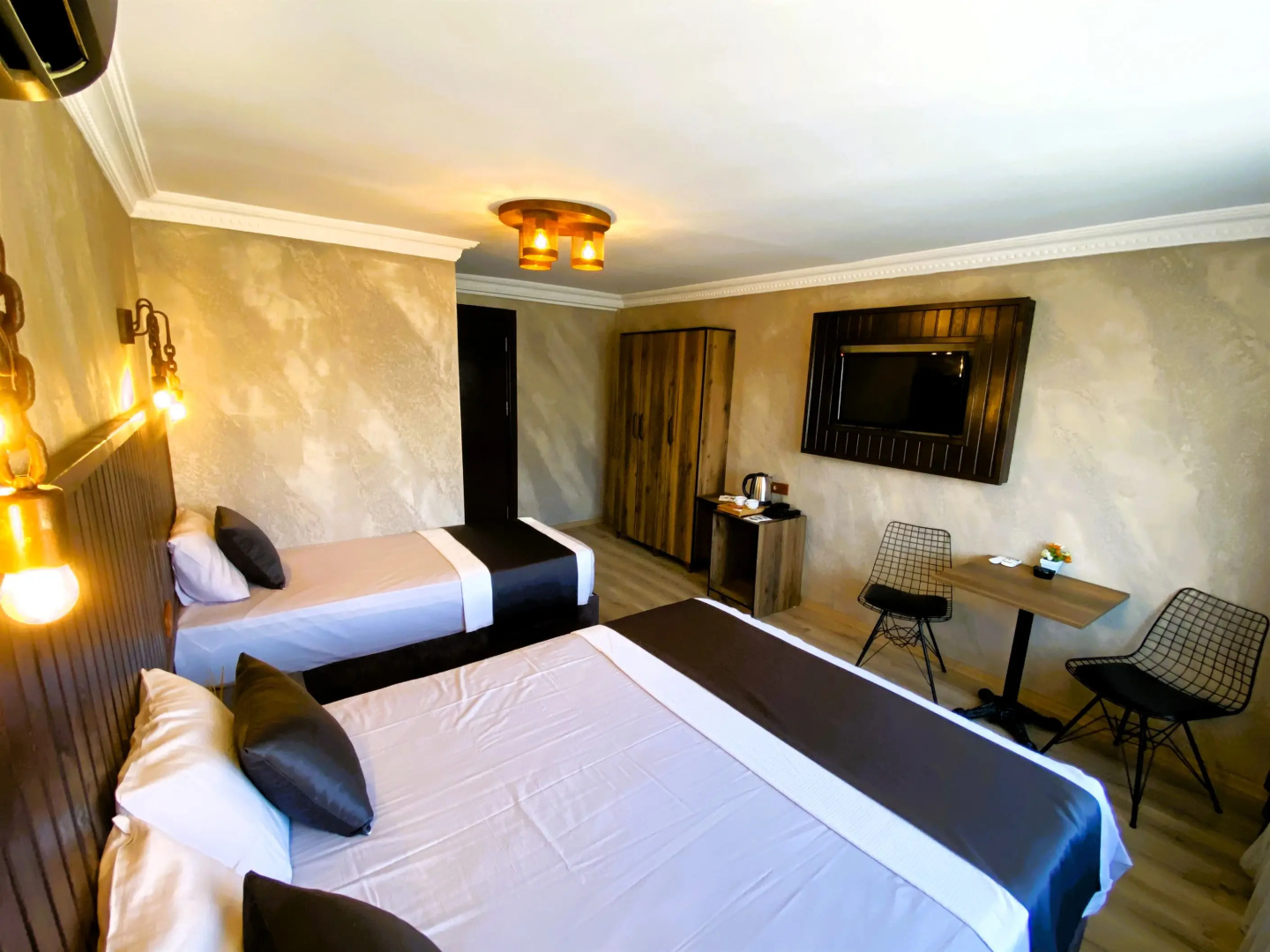 Hotel Insta Residence