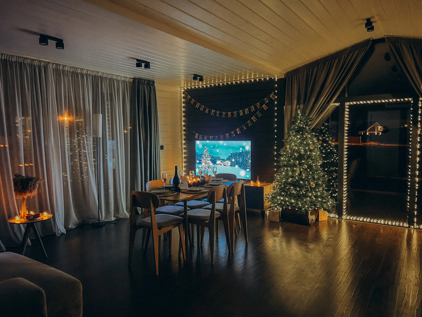 Частный дом с гриль-мангалом, сауной и большой террасой