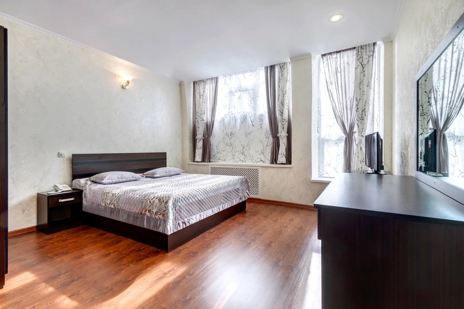 Городской отель Казахфильм