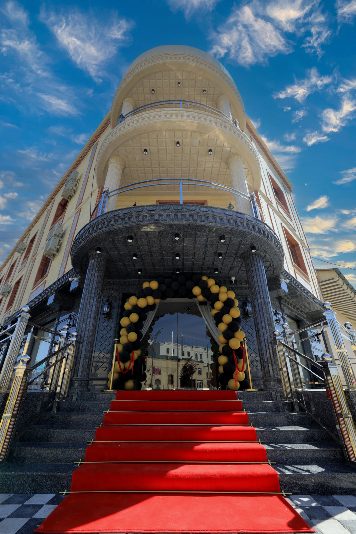 Отель AMIR PLAZA