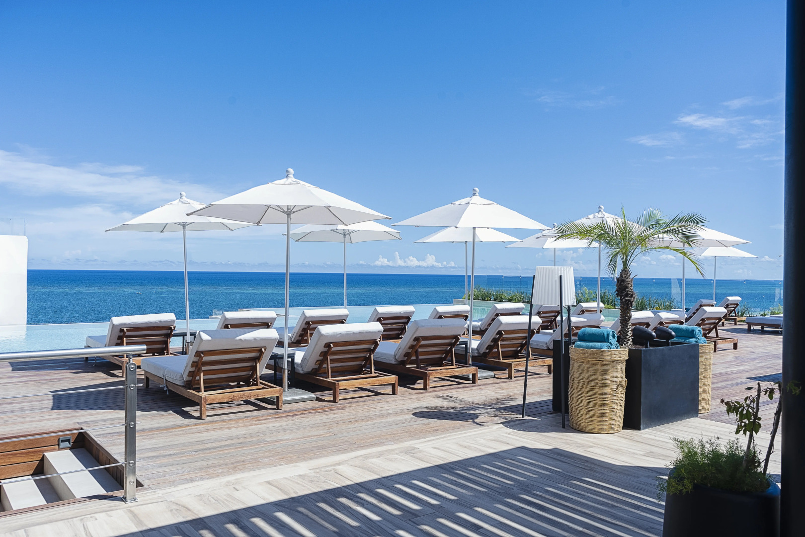 Отель The Fives Oceanfront Puerto Morelos