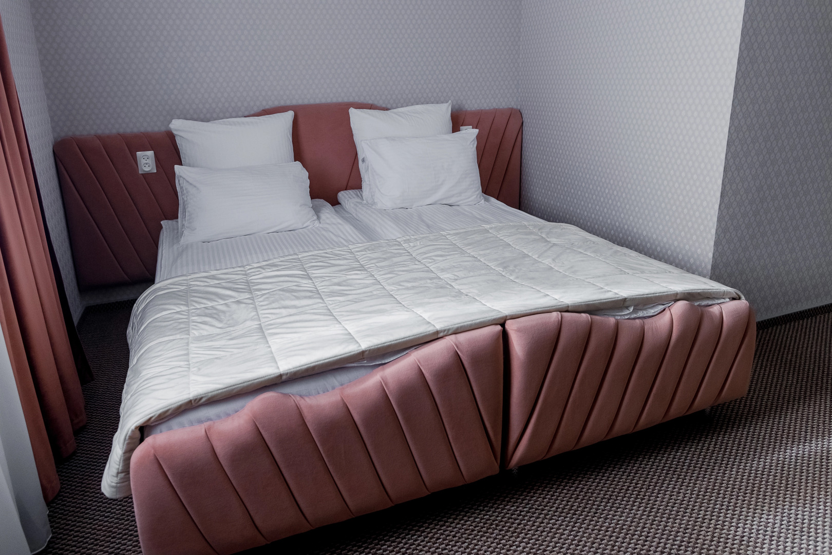 Отель Афины