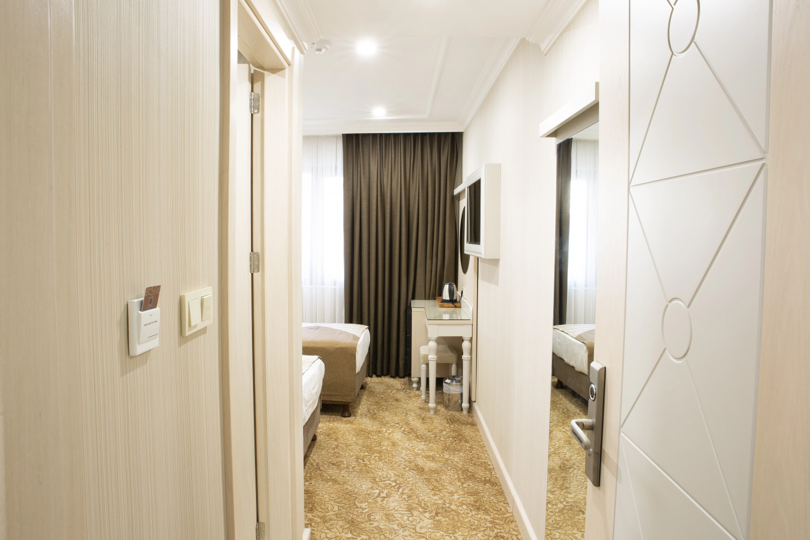 Отель Alpinn Due