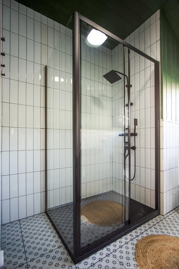 Частный дом Барнхауз у озера