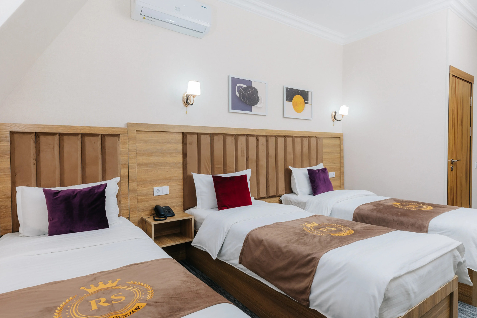 Отель Royal Sebzor Expo