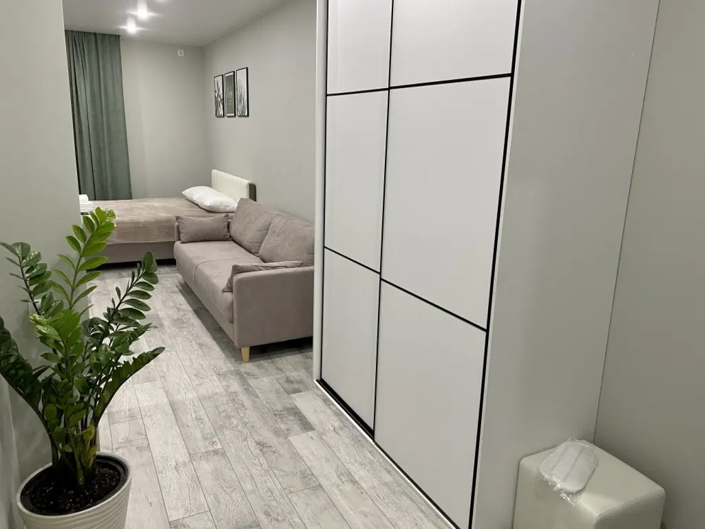 Апартаменты на Смолина, 61 (Green-room)