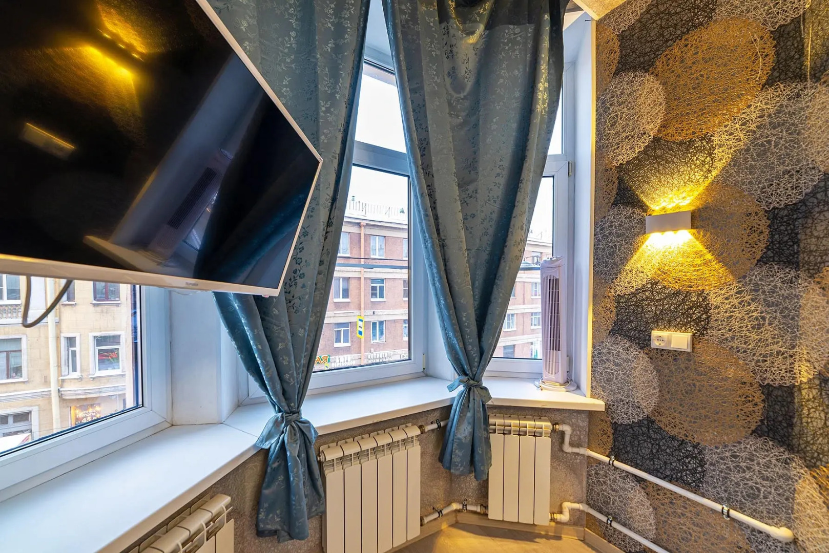 Мини-отель Черное дерево