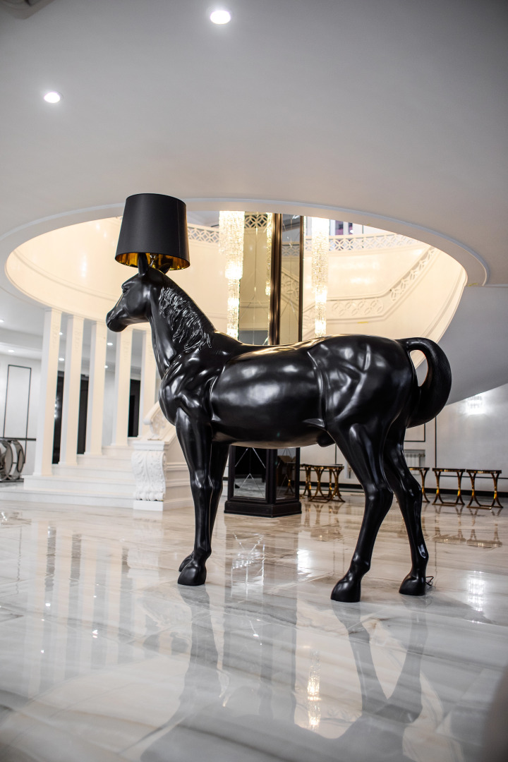 Отель Кухтерин