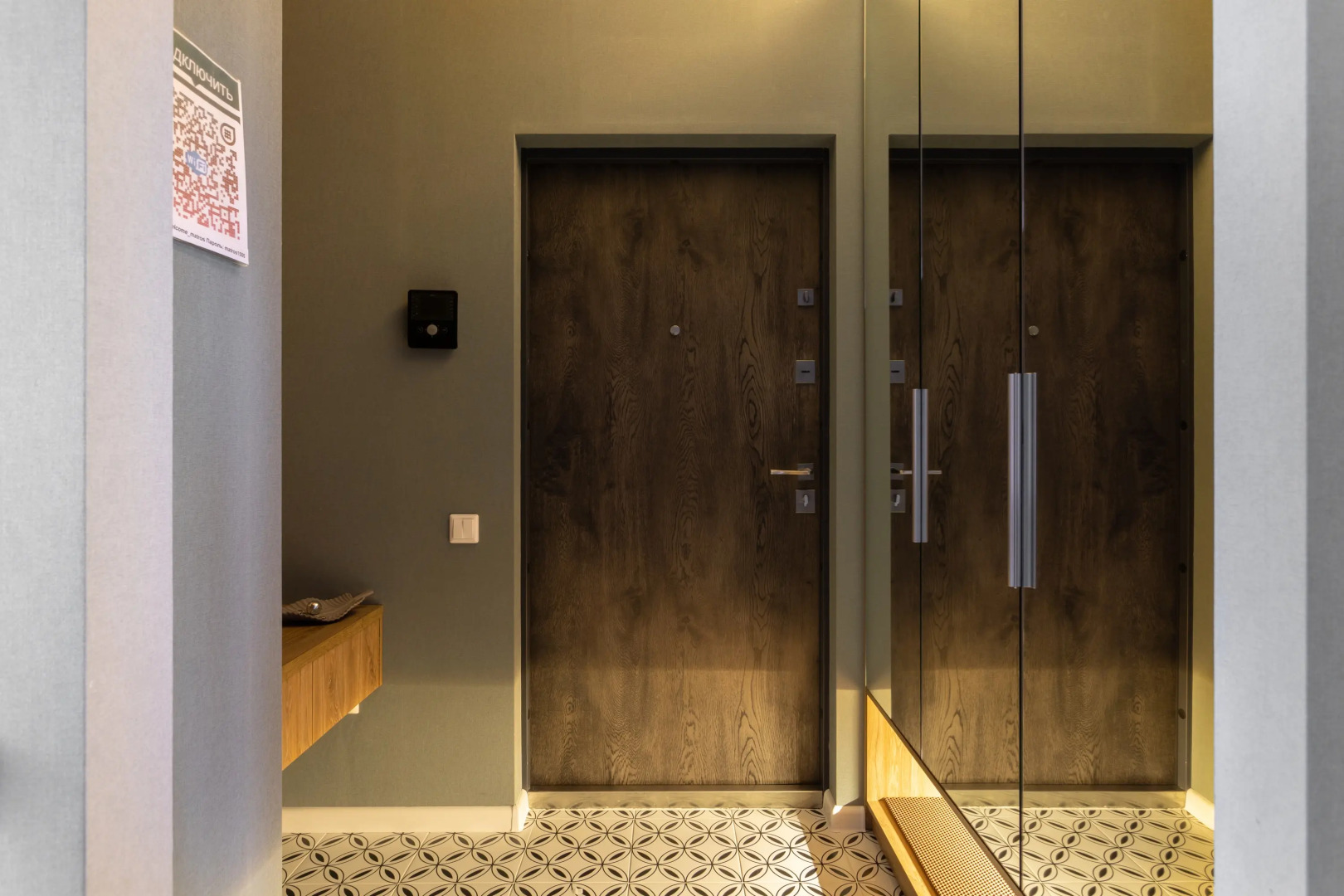 Квартира Dubrovskiy apart в доме бизнес класса на набережной Невы