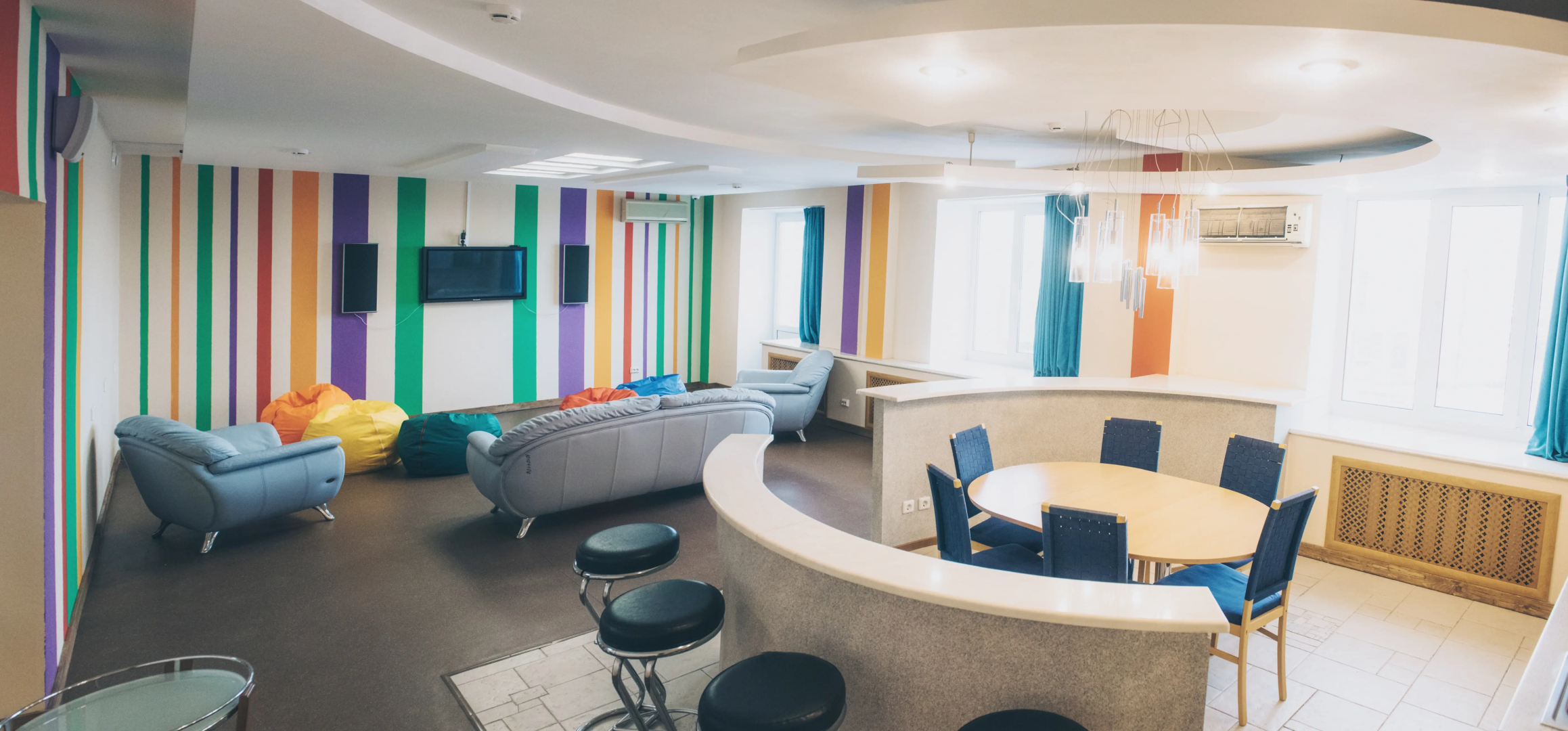 Hotel&Hostel eHOT