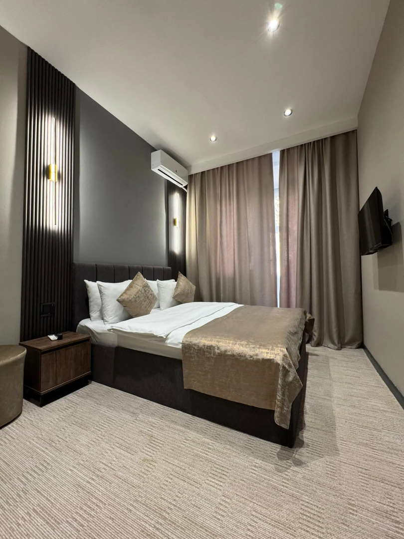 Отель Twelve Inn