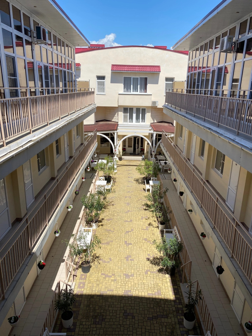 Гостиница Черноморская